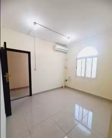 Résidentiel Propriété prête Studio U / f Appartement  a louer au Al-Sadd , Doha #7666 - 1  image 